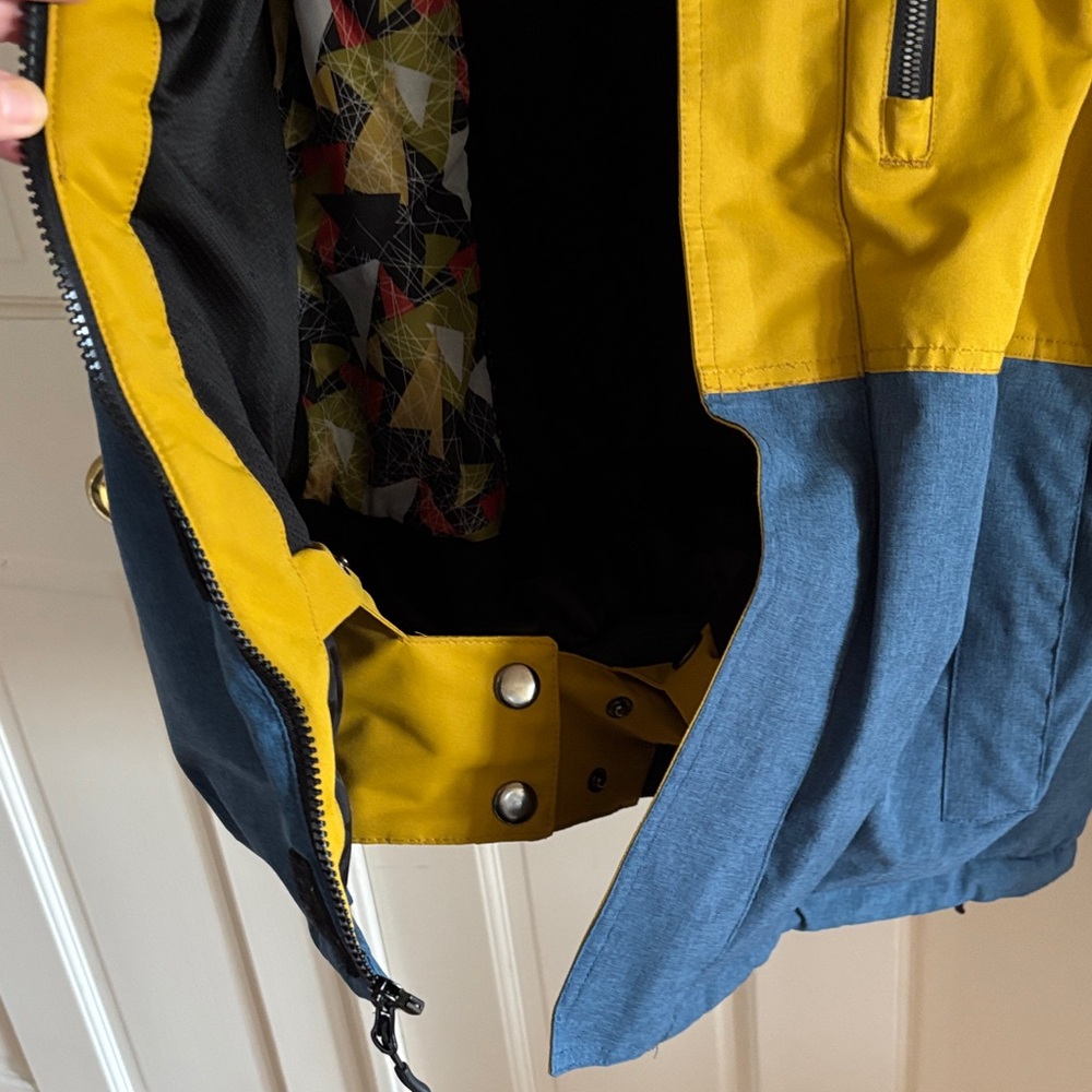 Men's Liquid Ski Jacket - Picture 6 of 11